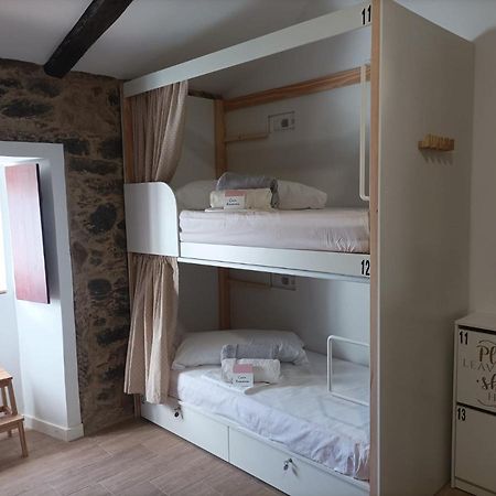 Albergue Aldea Da Pedreira Teo Екстер'єр фото