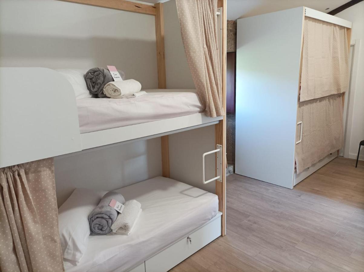 Albergue Aldea Da Pedreira Teo Екстер'єр фото