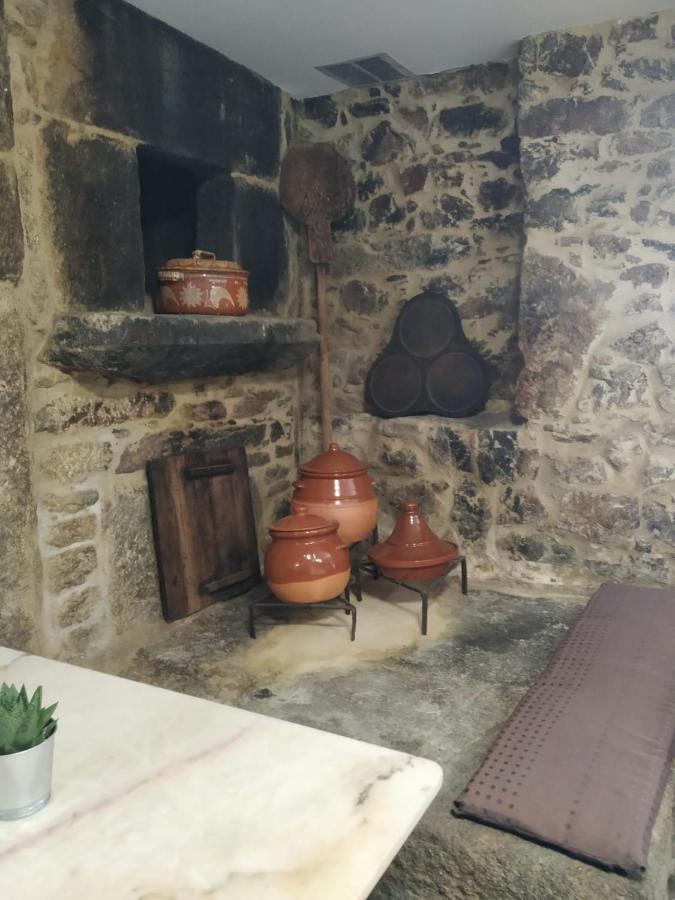 Albergue Aldea Da Pedreira Teo Екстер'єр фото